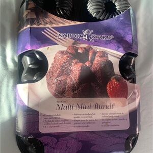 Nordic Ware Multi Mini Bundt Pan - Black